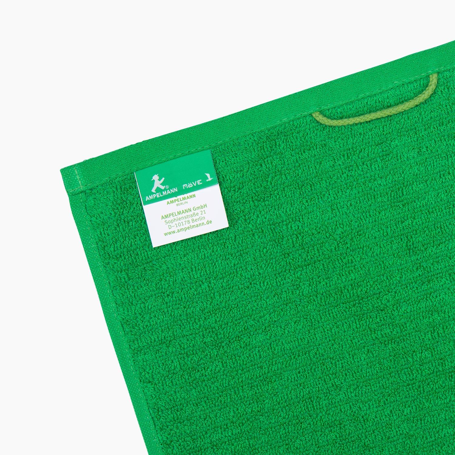 WASSERMÄNNCHEN green/ Towel Small